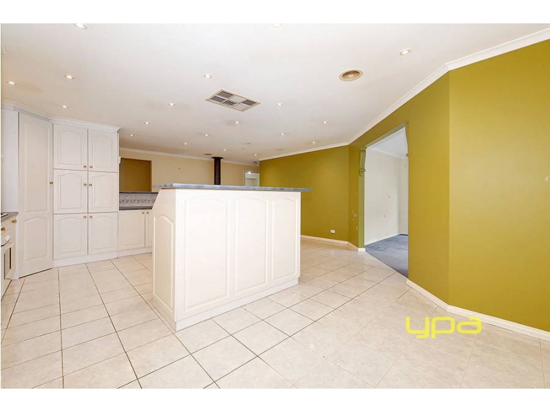 1/6 Stamford Court, Dallas VIC 3047