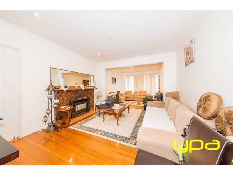 459 Barry Road, Dallas VIC 3047