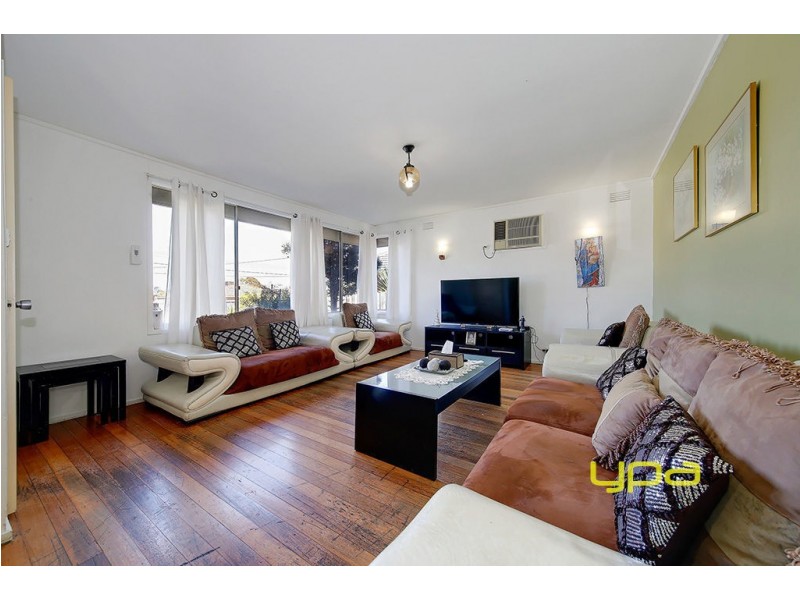 8 Stockdale Avenue, Dallas VIC 3047