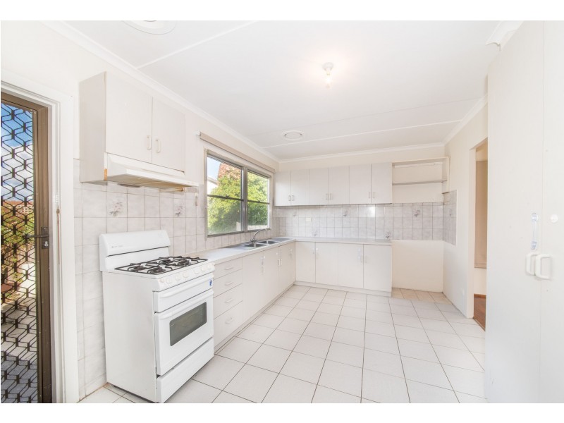 52 Kiewa Crescent, Dallas VIC 3047