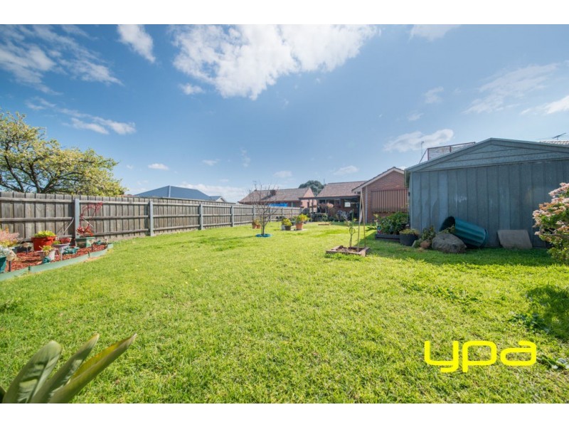 40 Bamburgh Street, Jacana VIC 3047