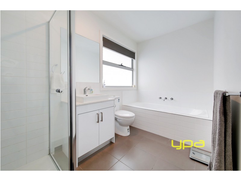 2/50 Hubert Avenue, Glenroy VIC 3046