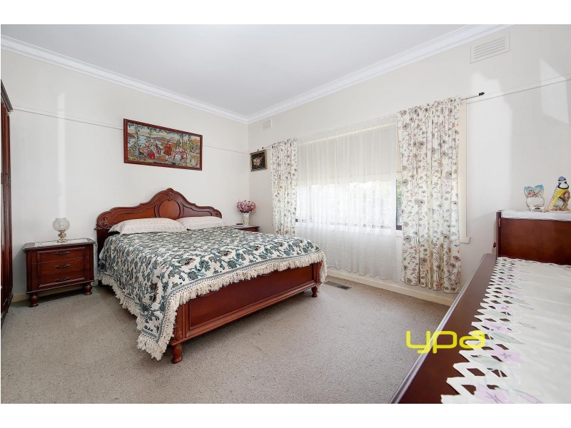 15 Lawrence Street, Hadfield VIC 3046