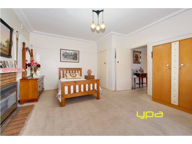 15 Lawrence Street, Hadfield VIC 3046