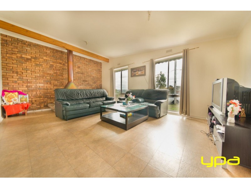 11 Fraser Court, Jacana VIC 3047