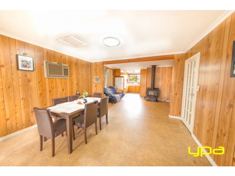 11 Fraser Court, Jacana VIC 3047