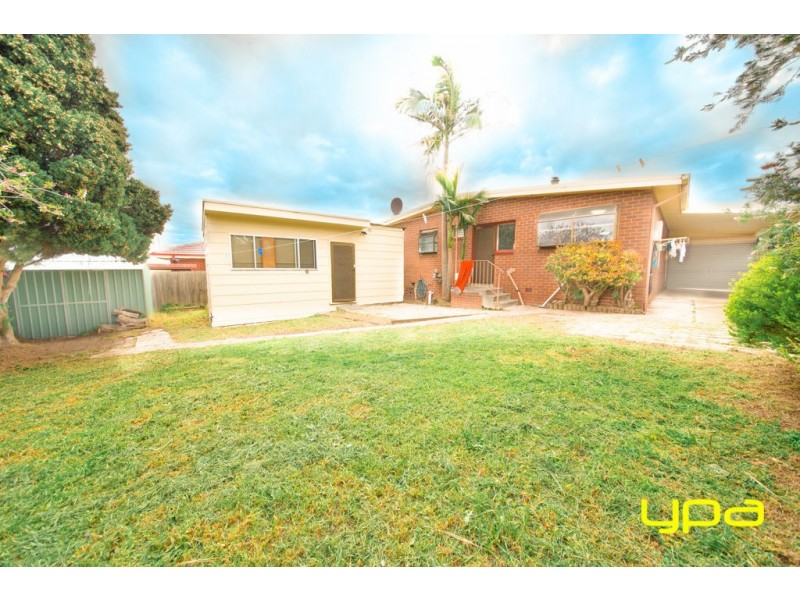 11 Fraser Court, Jacana VIC 3047