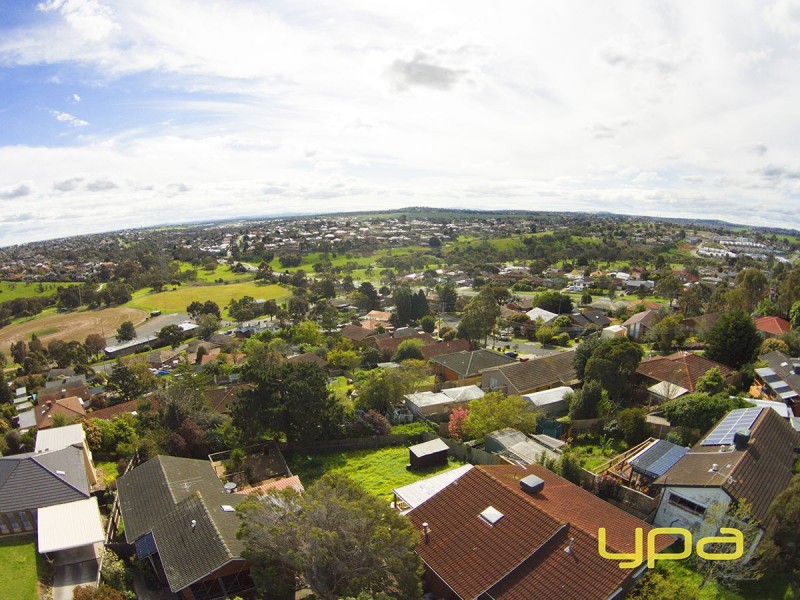 11 Fraser Court, Jacana VIC 3047