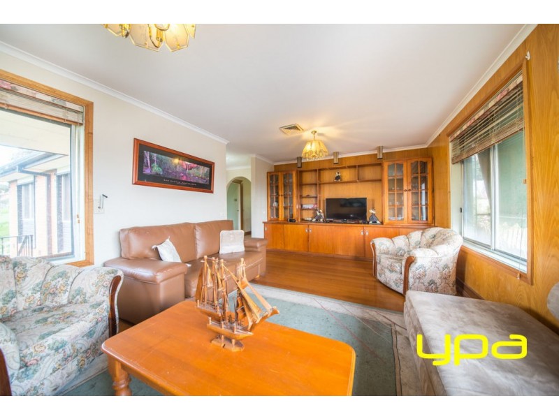 100 Ripplebrook Drive, Broadmeadows VIC 3047