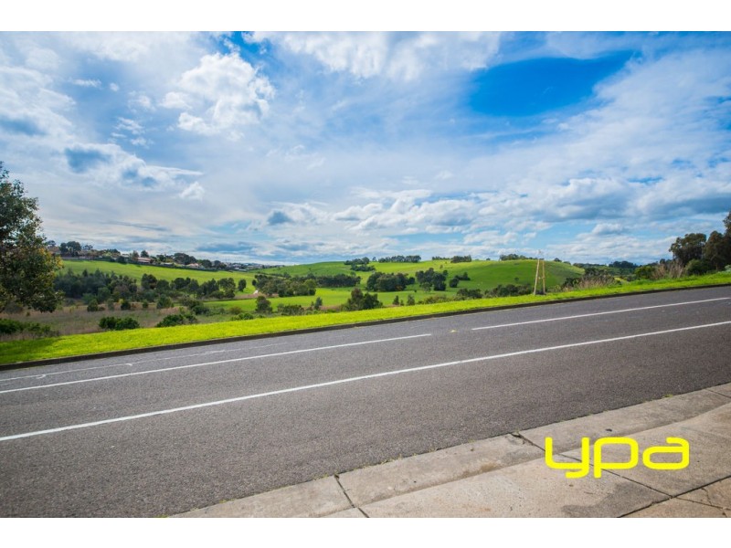 100 Ripplebrook Drive, Broadmeadows VIC 3047