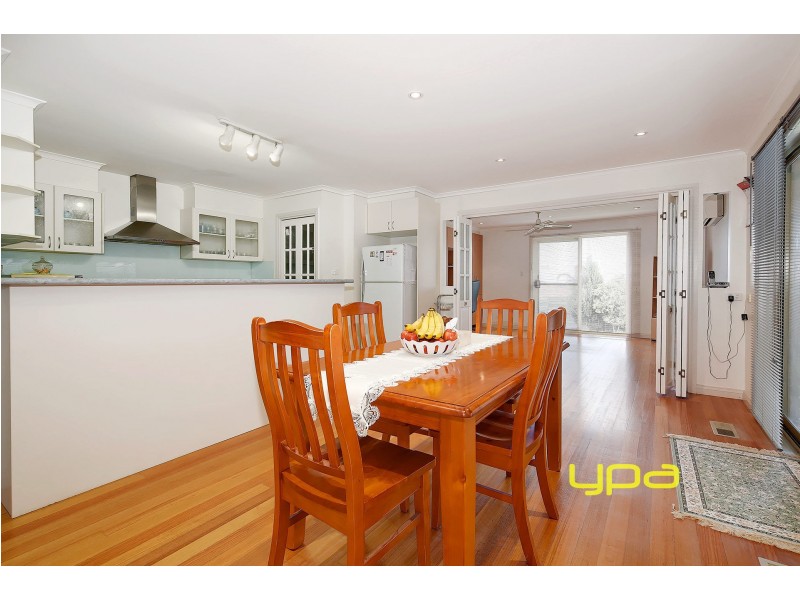 150 Lightwood Crescent, Meadow Heights VIC 3048