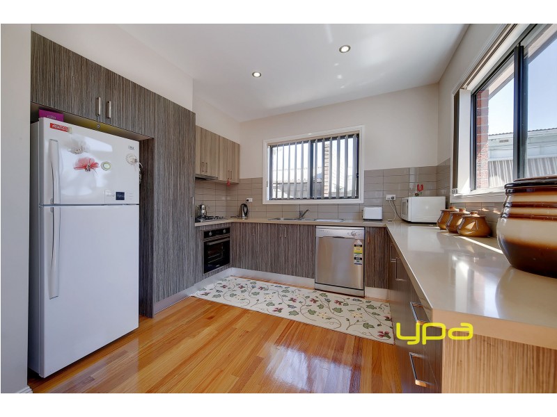 2/19 Gosford Crescent, Broadmeadows VIC 3047