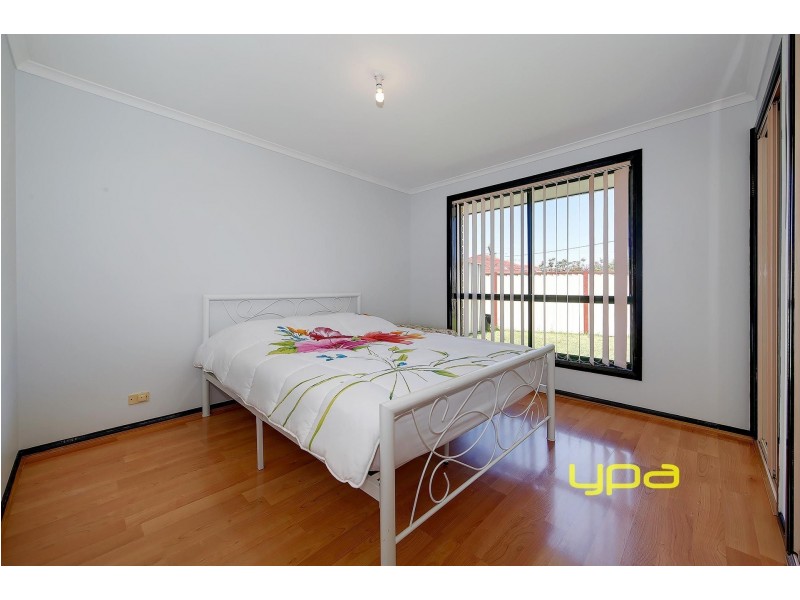 2/9 Berringa Court, Meadow Heights VIC 3048