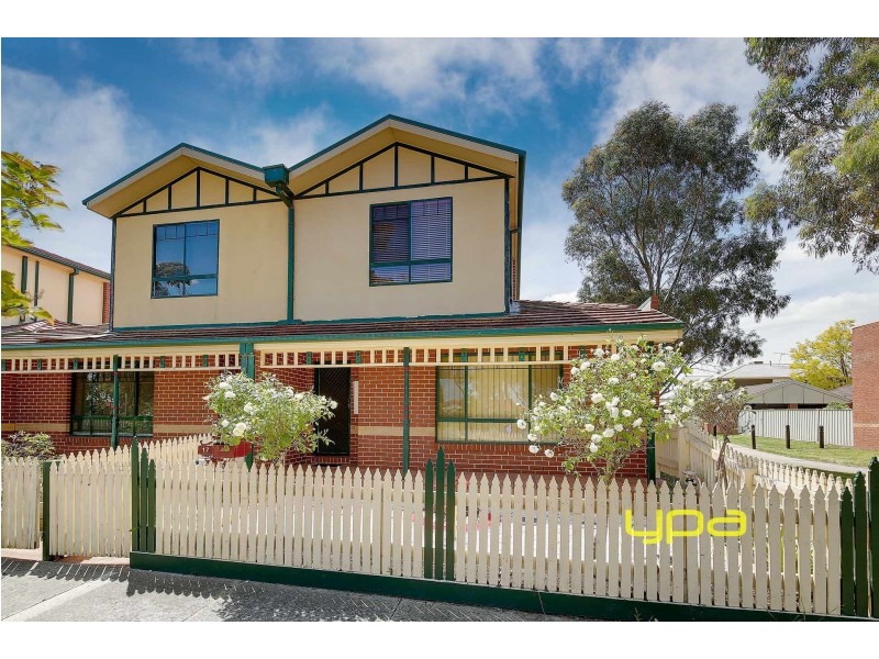 17 Franklin Avenue, Roxburgh Park VIC 3064