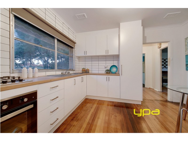 25 Bliburg Street, Jacana VIC 3047