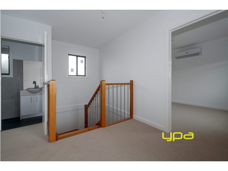 2/14 Antwerp Street, Dallas VIC 3047