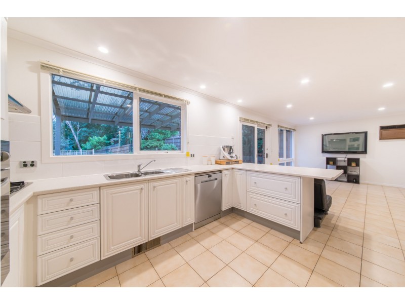 19 Kalmaine Court, Diamond Creek VIC 3089