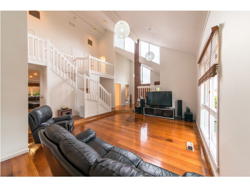19 Kalmaine Court, Diamond Creek VIC 3089