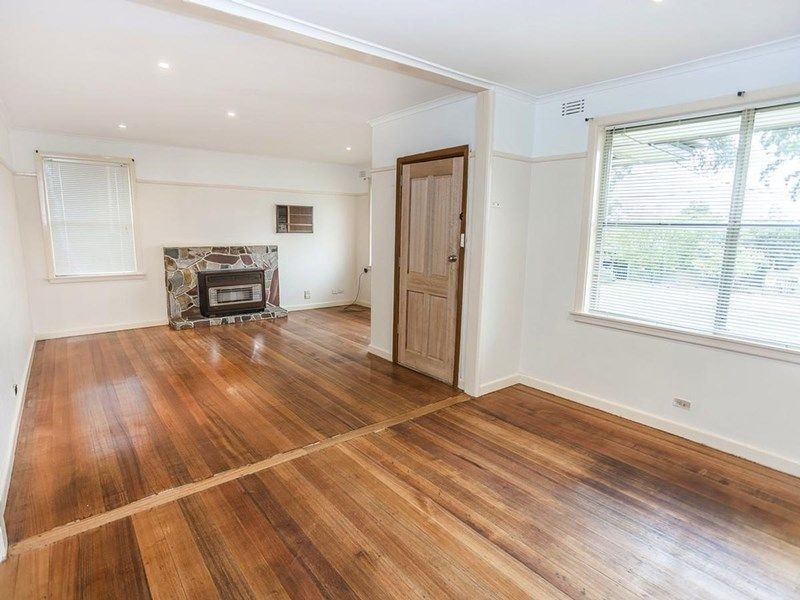 30 Sunset Boulevard, Jacana VIC 3047