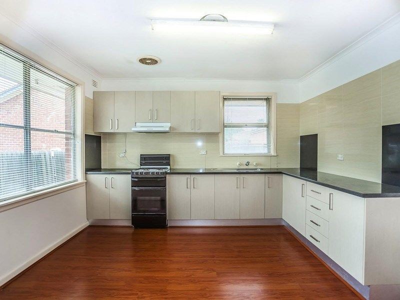 30 Sunset Boulevard, Jacana VIC 3047