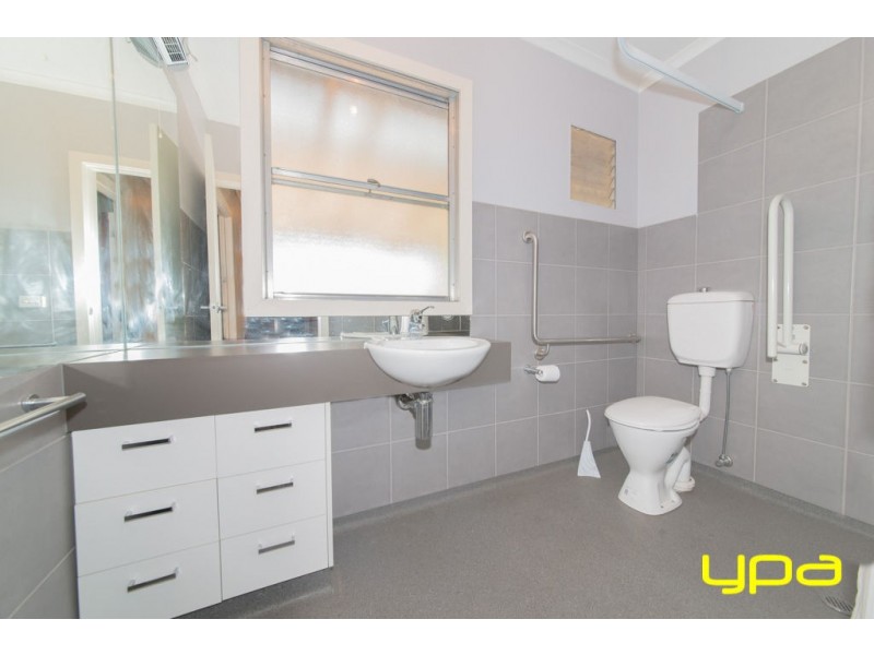 13 Gosford Crescent, Broadmeadows VIC 3047