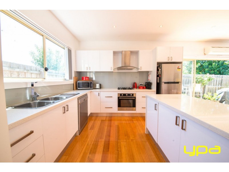 2/94 Paget Avenue, Glenroy VIC 3046