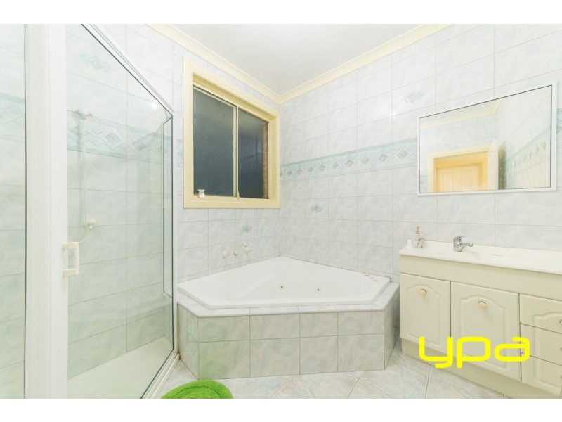 5 Ovens Court, Broadmeadows VIC 3047