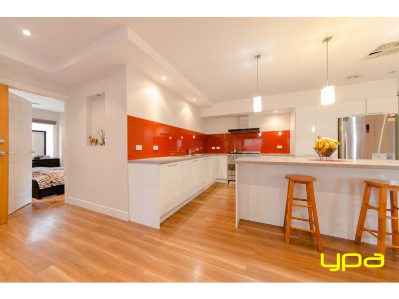 39 Rearden Crescent, Roxburgh Park VIC 3064
