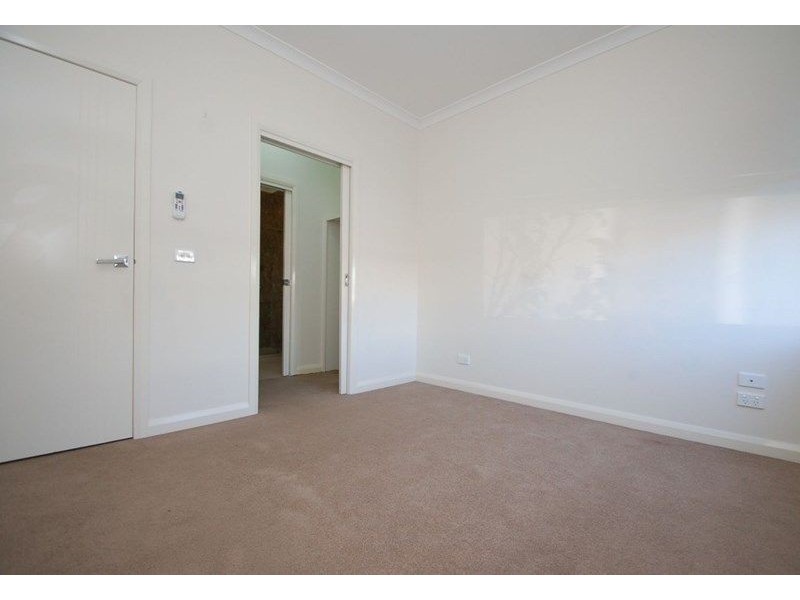 1,4 & 5/68 Wheatsheaf Road, Glenroy VIC 3046