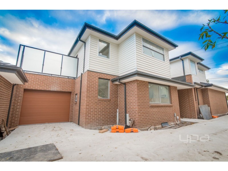 2/111 Bindi Street, Glenroy VIC 3046