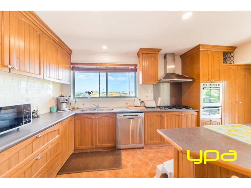 18 Glen Park Avenue, Glenroy VIC 3046