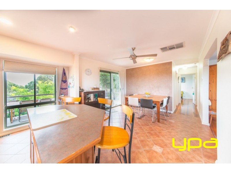 18 Glen Park Avenue, Glenroy VIC 3046