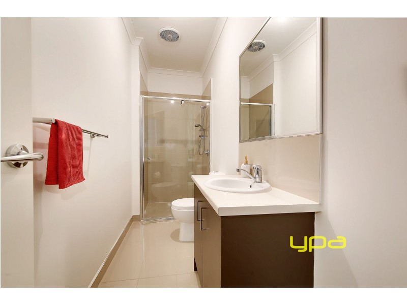 2/36 Prospect Street, Glenroy VIC 3046