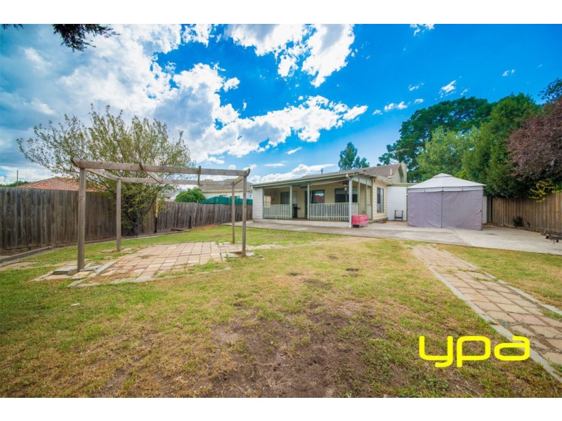 11 Danae Street, Glenroy VIC 3046