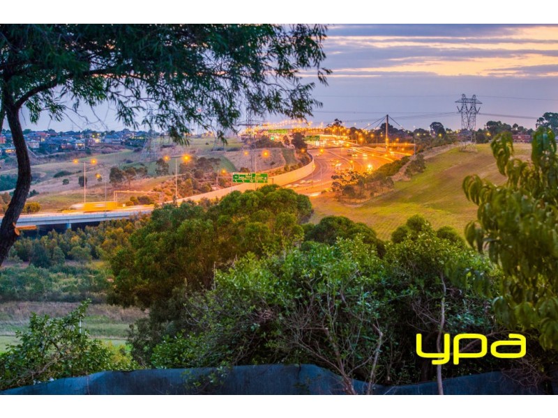 83 Sunset Boulevard, Jacana VIC 3047