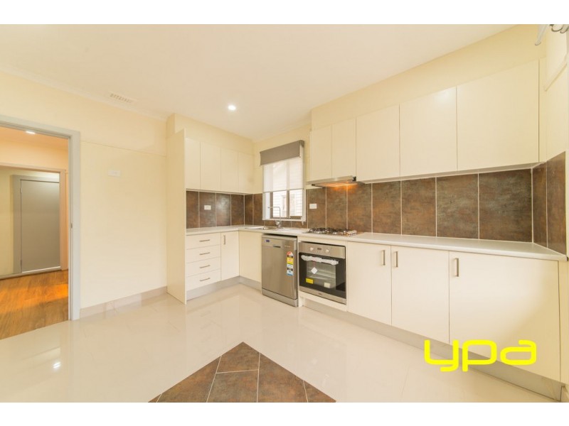1/8 View Street, Glenroy VIC 3046