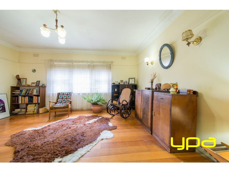 33 Kennedy Street, Glenroy VIC 3046