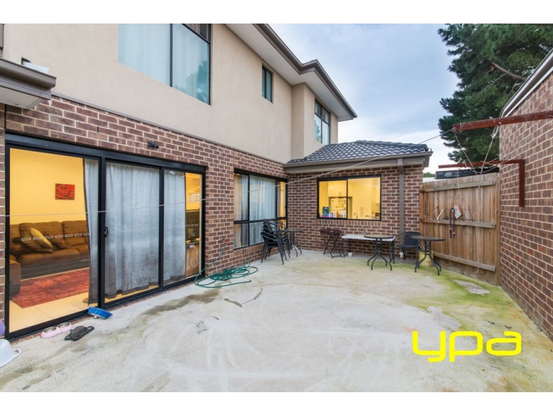 1/4 Daley Street, Glenroy VIC 3046