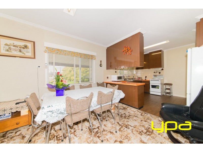 24 Maude Avenue, Glenroy VIC 3046