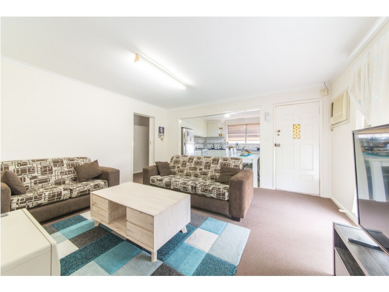 21 Avenel Street, Dallas VIC 3047