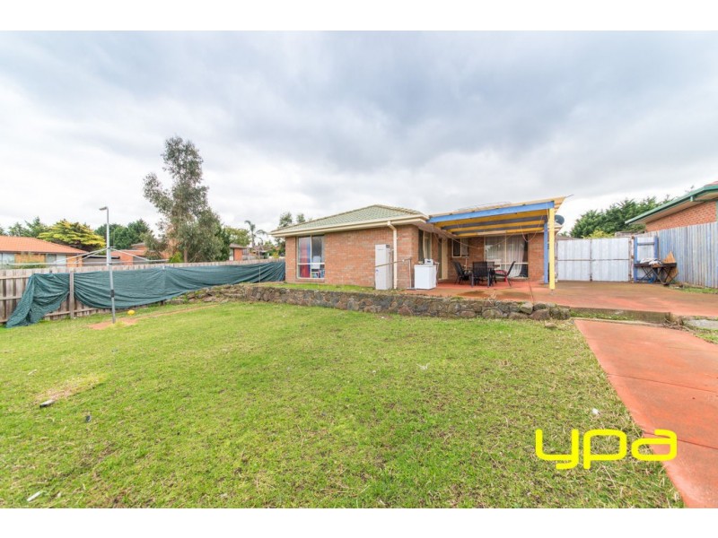 2 Ironbark Court, Meadow Heights VIC 3048