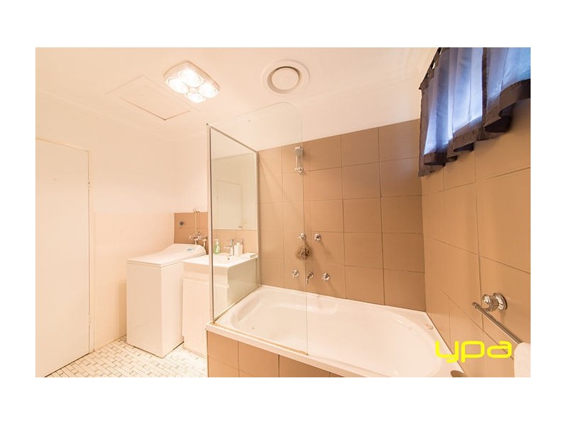 1/3 Odgen Street, Glenroy VIC 3046