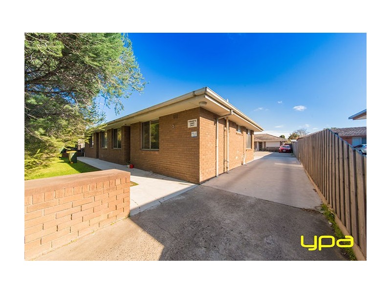1/3 Odgen Street, Glenroy VIC 3046