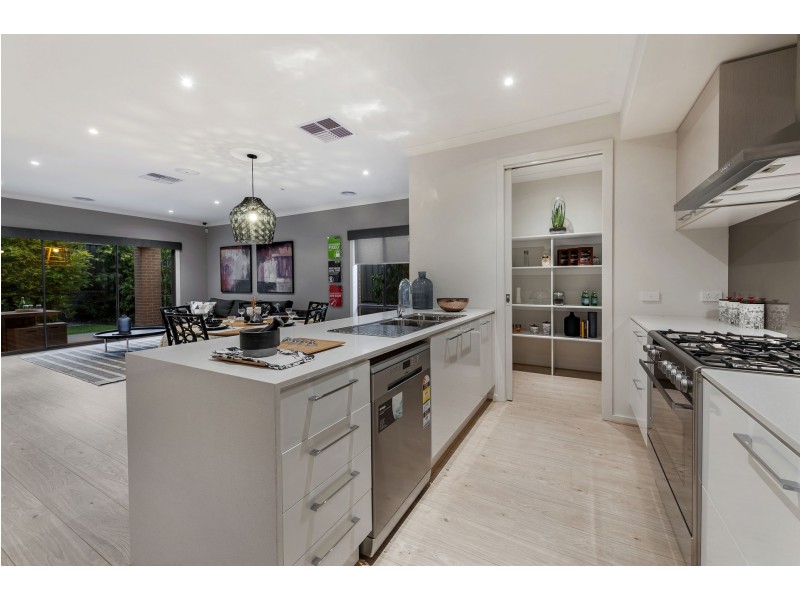 23 Stradling Rise, Mernda VIC 3754