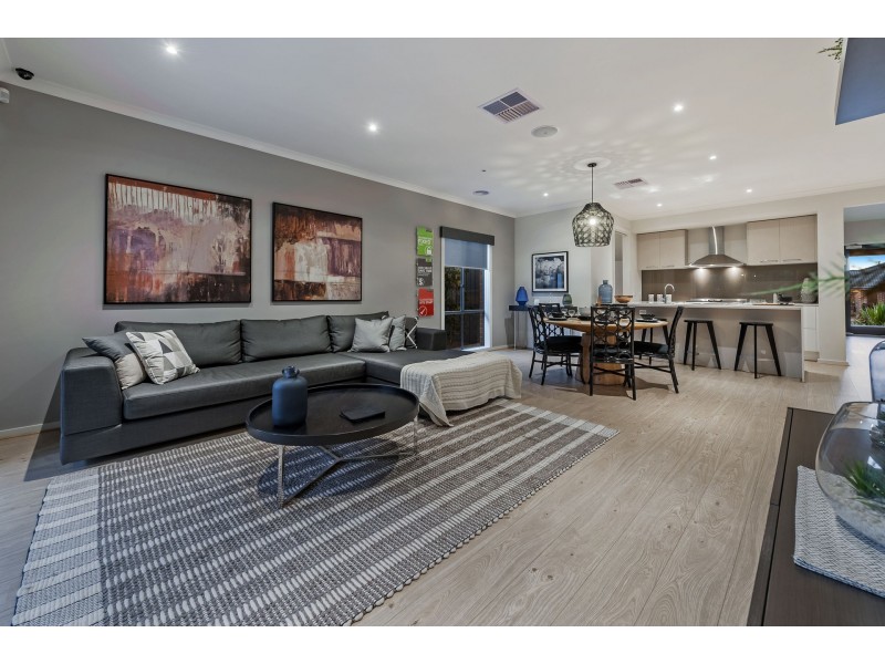 23 Stradling Rise, Mernda VIC 3754