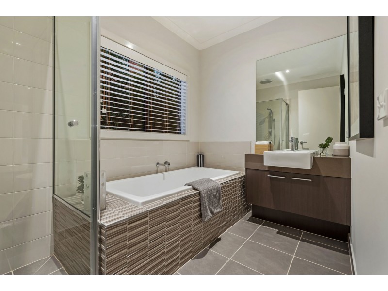 23 Stradling Rise, Mernda VIC 3754