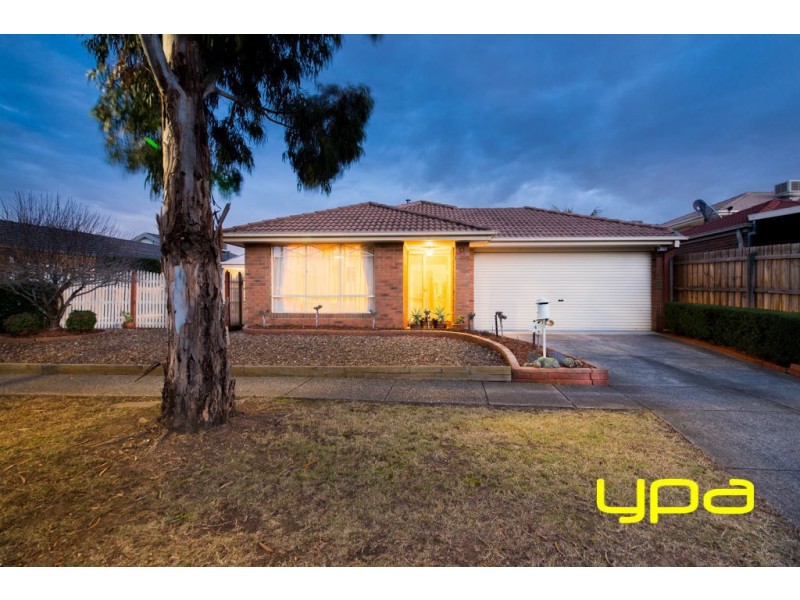 4 Gellion Place, Roxburgh Park VIC 3064
