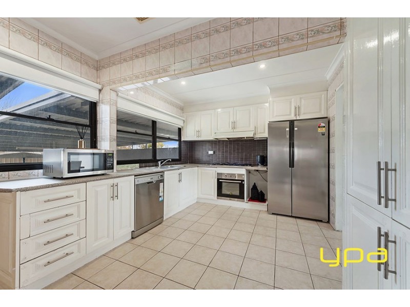 8 Echuca Street, Dallas VIC 3047