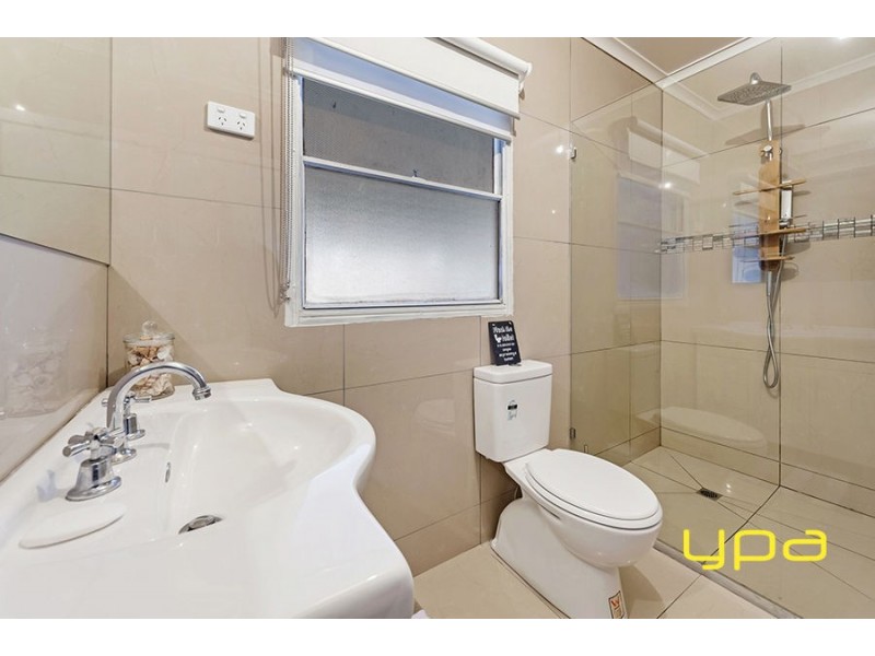 8 Echuca Street, Dallas VIC 3047