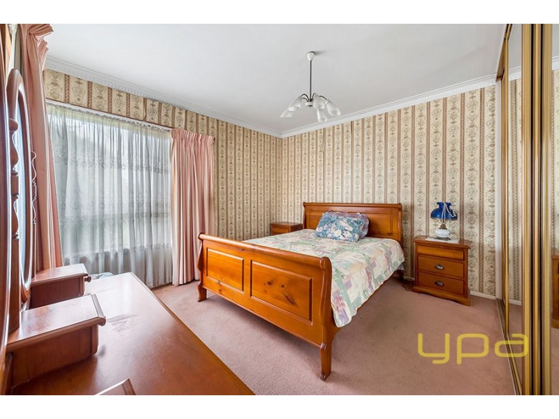 33 Queens Parade, Fawkner VIC 3060